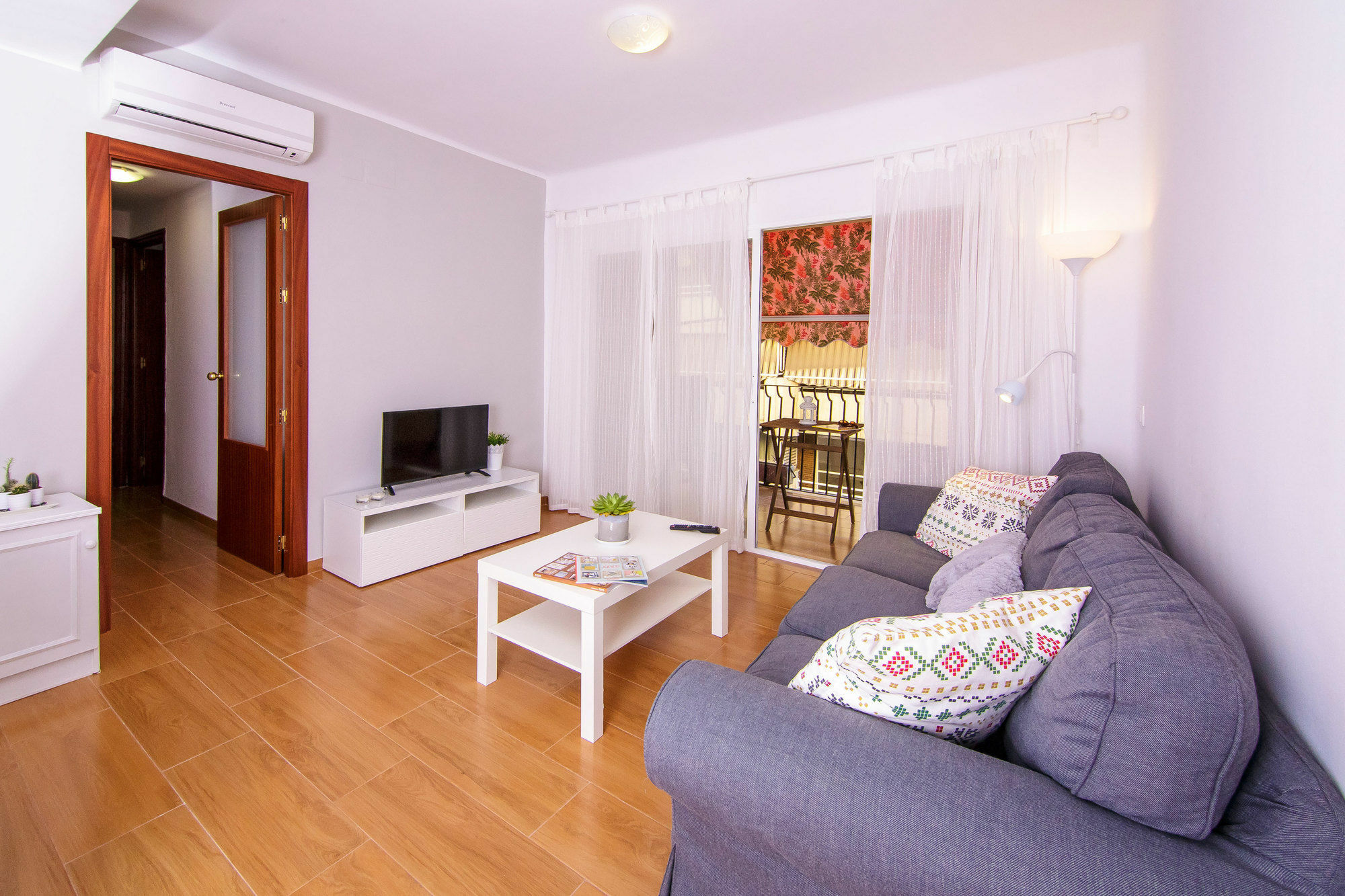 Sea & Wave Don Cristian Apartment Malaga Ngoại thất bức ảnh